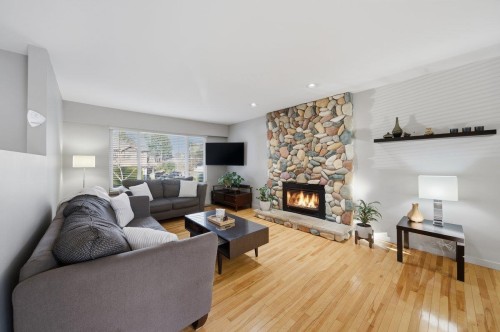 954 Lincoln Avenue, Port Coquitlam, BC 