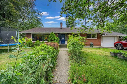 11949 220 Street  Maple Ridge, BC V2X 5R3