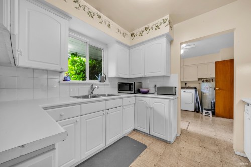 11949 220 Street, Maple Ridge, BC 