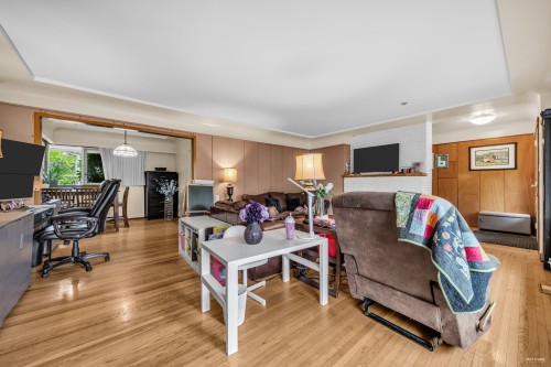 11949 220 Street, Maple Ridge, BC 