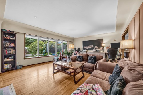 11949 220 Street, Maple Ridge, BC 