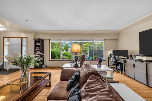 11949 220 Street, Maple Ridge, BC 