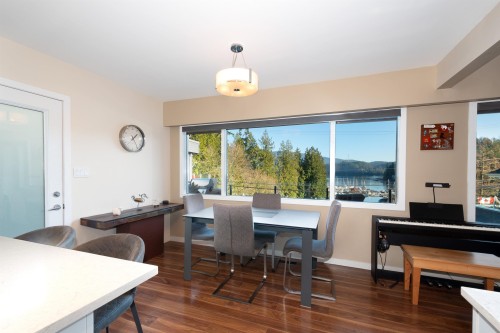 2341 Panorama Drive, North Vancouver, BC 