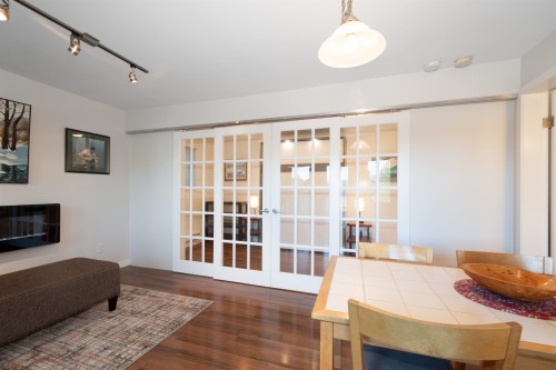 2341 Panorama Drive, North Vancouver, BC 