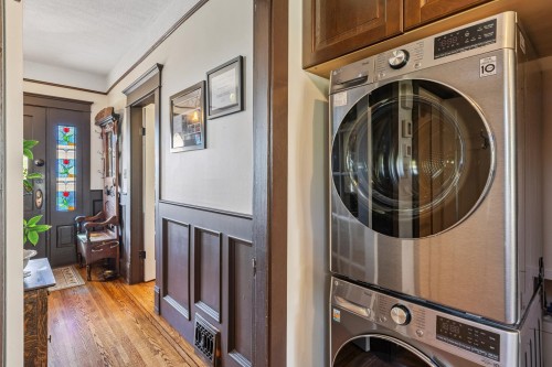 234 Windsor Road W, North Vancouver, BC 