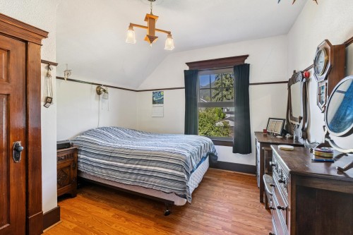 234 Windsor Road W, North Vancouver, BC 