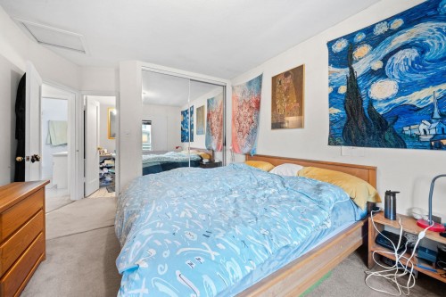 741 14Th Street E, North Vancouver, BC 