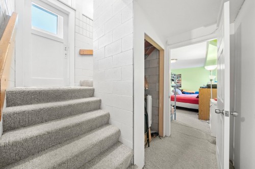 741 14Th Street E, North Vancouver, BC 