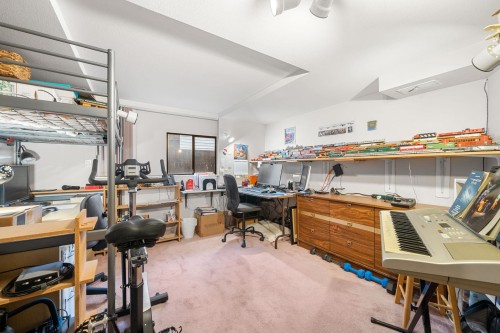 741 14Th Street E, North Vancouver, BC 