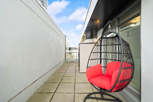 102-6700 Dunblane Avenue, Burnaby, BC 