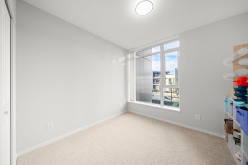 102-6700 Dunblane Avenue, Burnaby, BC 