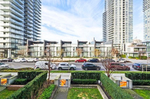 102-6700 Dunblane Avenue, Burnaby, BC 