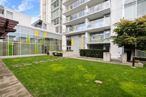 102-6700 Dunblane Avenue, Burnaby, BC 
