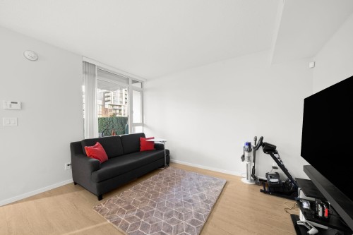 102-6700 Dunblane Avenue, Burnaby, BC 