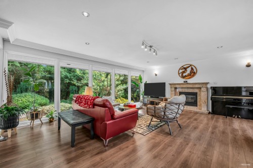 341 Rabbit Lane, West Vancouver, BC 