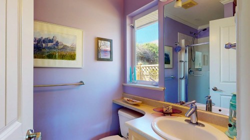 5722 Emily Way, Sechelt, BC 