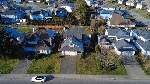 680 Linton Street  Coquitlam, BC V3J 6K3