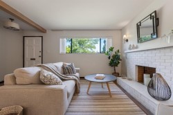 1448 15th Avenue E Vancouver, BC V5N 2E7