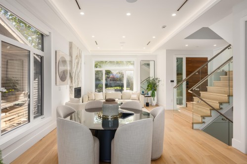 3711 24Th Avenue W, Vancouver, BC 