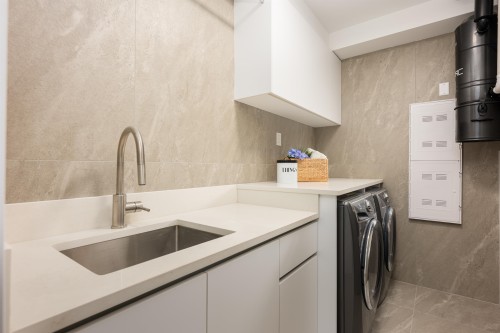 3711 24Th Avenue W, Vancouver, BC 