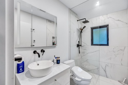 2234 Palmerston Avenue, West Vancouver, BC 