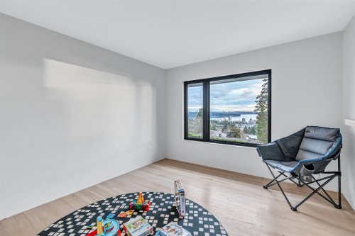 2234 Palmerston Avenue, West Vancouver, BC 