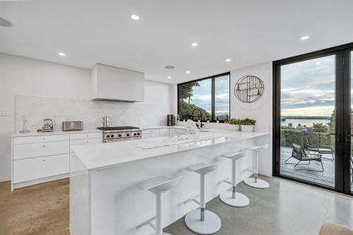 2234 Palmerston Avenue, West Vancouver, BC 