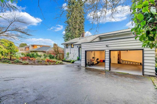 2234 Palmerston Avenue, West Vancouver, BC 