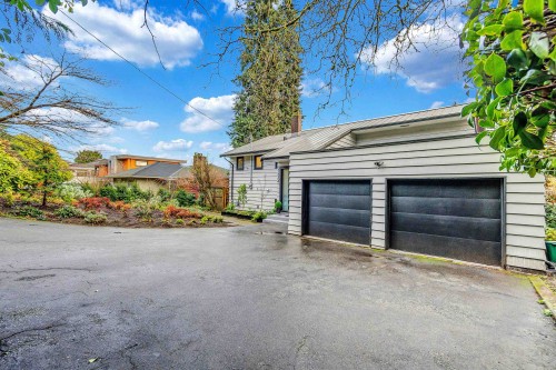 2234 Palmerston Avenue, West Vancouver, BC 