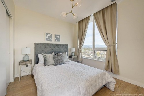 1802-111 1St Avenue E, Vancouver, BC 