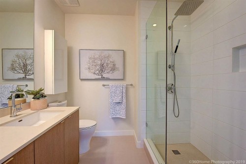 1802-111 1St Avenue E, Vancouver, BC 