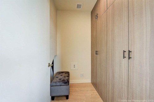 1802-111 1St Avenue E, Vancouver, BC 