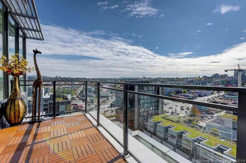 1802-111 1St Avenue E, Vancouver, BC 