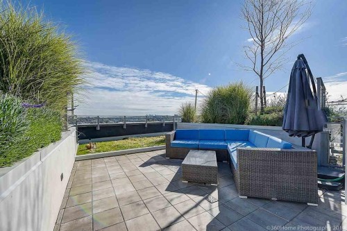 1802-111 1St Avenue E, Vancouver, BC 