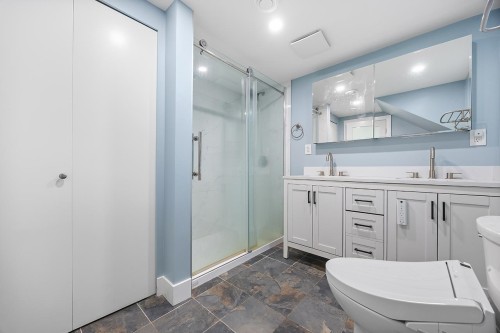 96 Bonnymuir Drive, West Vancouver, BC 