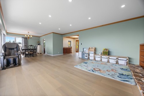 96 Bonnymuir Drive, West Vancouver, BC 