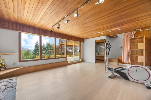 96 Bonnymuir Drive, West Vancouver, BC 