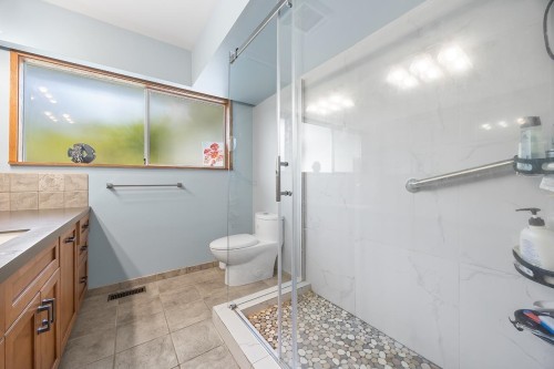 96 Bonnymuir Drive, West Vancouver, BC 