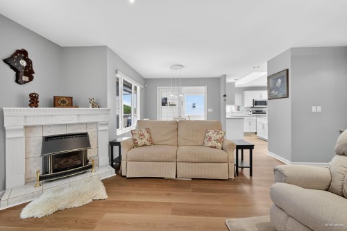 38 Timbercrest Drive, Port Moody, BC 