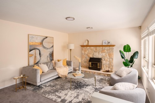 3300 River Road, Richmond, BC 