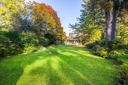 1090 Keith Road W, North Vancouver, BC 