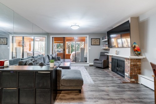 401-5340 Hastings Street, Burnaby, BC 