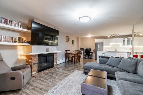 401-5340 Hastings Street, Burnaby, BC 