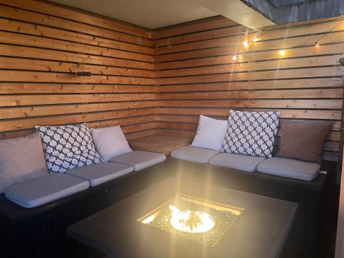 401-5340 Hastings Street, Burnaby, BC 