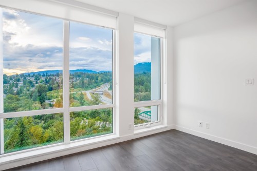 2201-1500 Fern Street, North Vancouver, BC 