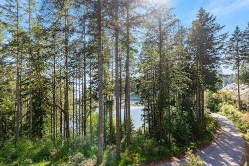 28-5471 Secret Cove Road, Halfmoon Bay, BC 
