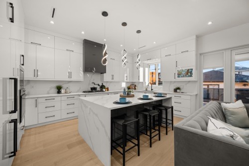 4346 Pender Street, Burnaby, BC 