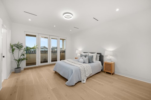 4346 Pender Street, Burnaby, BC 