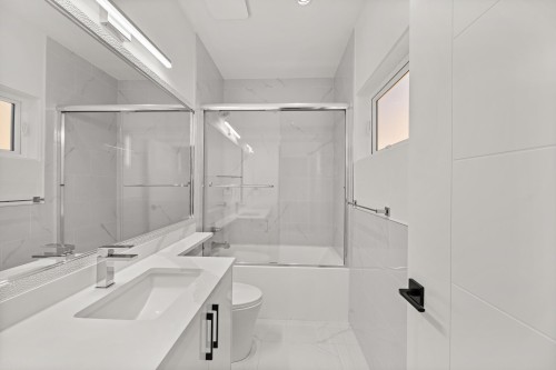 4346 Pender Street, Burnaby, BC 