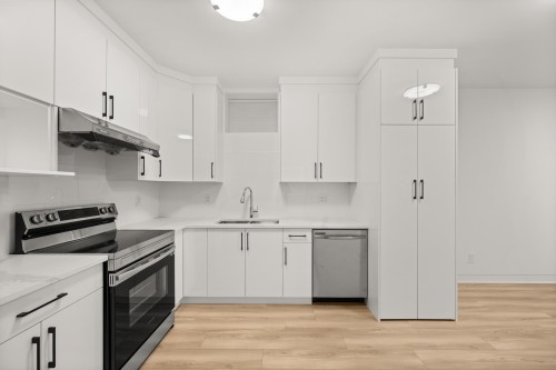 4346 Pender Street, Burnaby, BC 